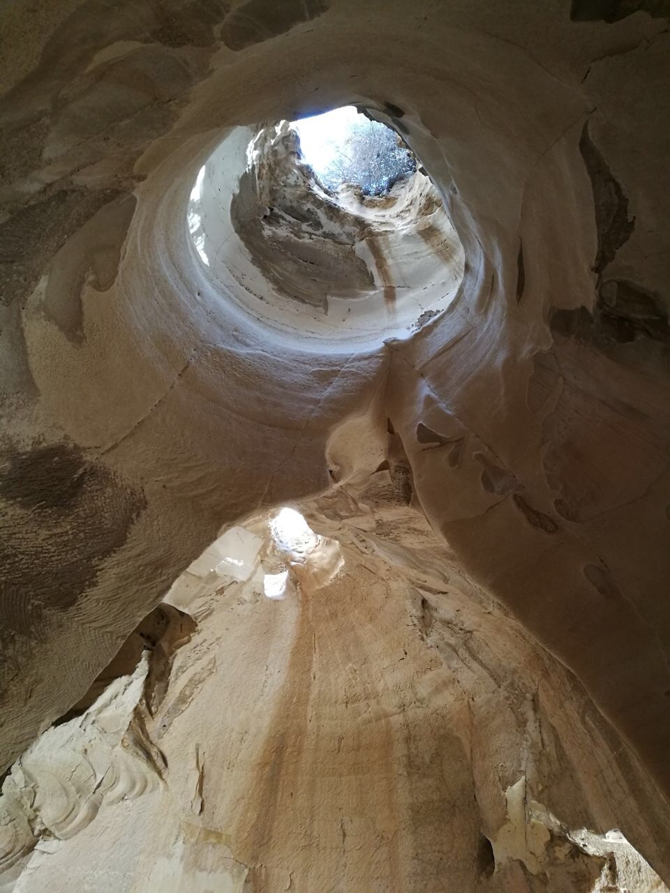 Caves, Israel